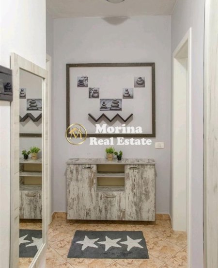 Tirane, jepet me qera apartament 1+1 Kati 1, 52 m² 500 € (Xhamia Tabakve)