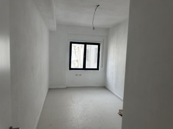 Tirane, shitet apartament 2+1 Kati 1, 94 m² 167.000 € (Kodra e Diellit 2)