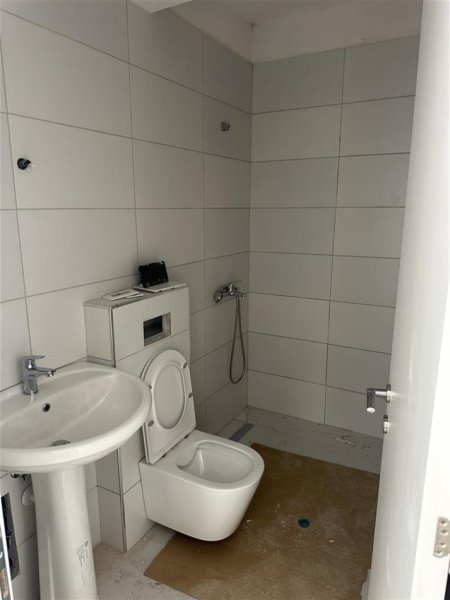 Tirane, shitet apartament 2+1 Kati 1, 94 m² 167.000 € (Kodra e Diellit 2)