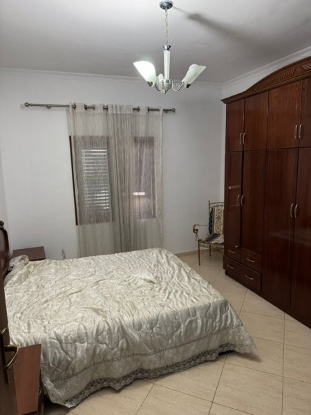 Tirane, jepet me qera apartament 2+1+Ballkon Kati 4, 100 m² 450 € (don bosko . prane xhamise)