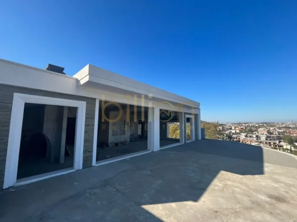 Tirane, shitet Vile 3 Katshe , 1.150 m² 872.000 € (Teg, Tirana, Albania)