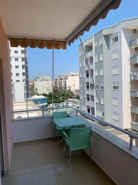 Durres, jepet me qera apartament 1+1 Kati 4, 300 € (Pavaresia, Durres)