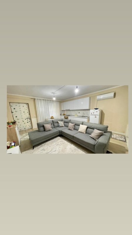 Tirane, jepet me qera 1+1 Kati 1, 70 m² (Rruga Jordan Misja)