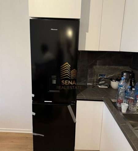 Tirane, jepet me qera apartament 2+1+Ballkon Kati 4, 105 m² 500 € (Porcelan)