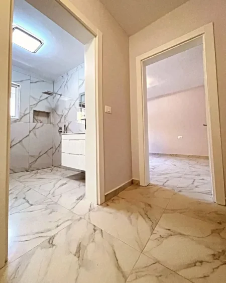 Tirane, shitet apartament 1+1 , 60 m² (Prane Vasil Shanto)