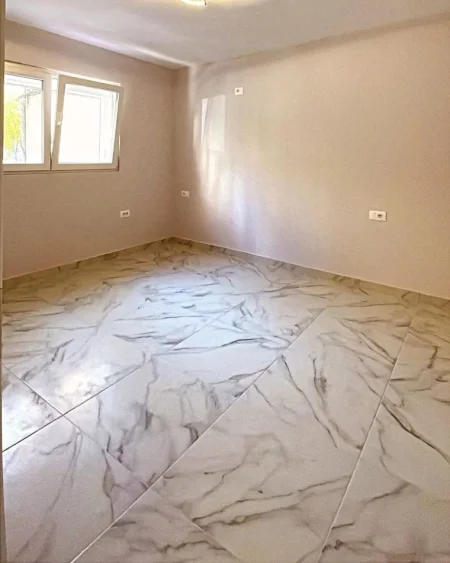 Tirane, shitet apartament 1+1 , 60 m² (Prane Vasil Shanto)