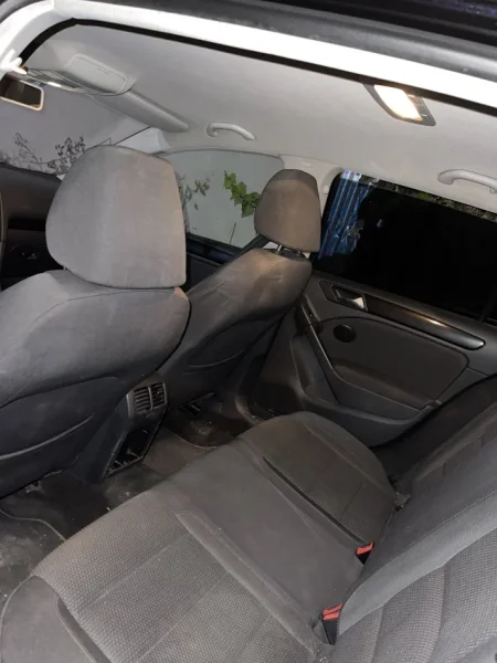 Tirane, shitet makine VW GOLF 6 Benzin, e zeze automatik Klima 195 km 4.500 €