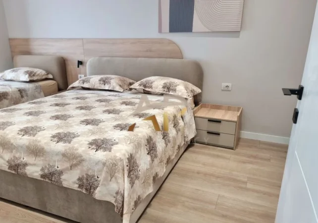 Tirane, jepet me qera shtepi 1+1 Kati 9, 75 m² 550 € (Bulevardi Migjeni, prane rotondos, Astir)