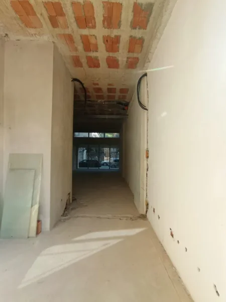 Tirane, Liste me oferta ambjent biznesi Kati 0, 400 m² 1.600.000 € (Don Bosko)