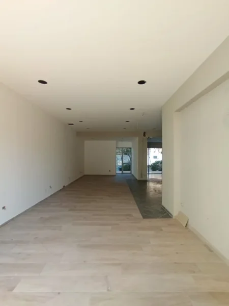 Tirane, Liste me oferta ambjent biznesi Kati 0, 400 m² 1.600.000 € (Don Bosko)