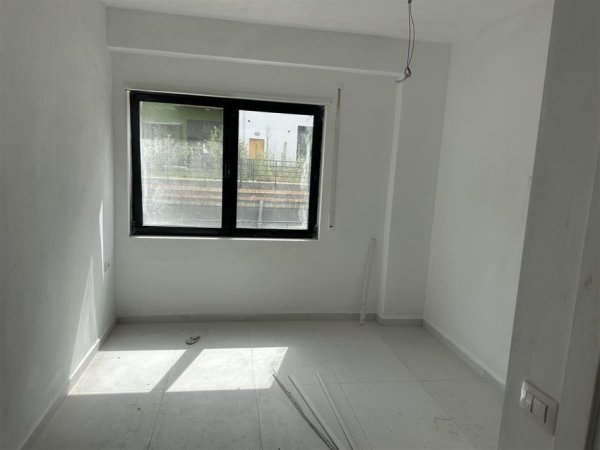 Tirane, shitet apartament 2+1 Kati 1, 94 m² 167.000 € (Kodra e Diellit)