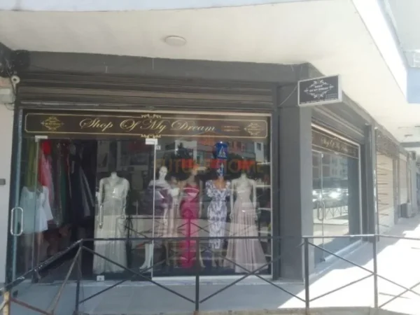 Tirane, shitet ambjent biznesi Kati 0, 112 m² 260.000 € (Unaza e Re, AREA46283)