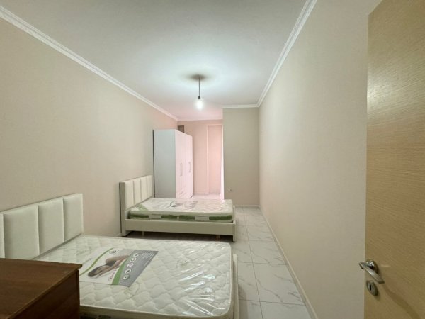 Tirane, jepet me qera apartament 2+1 Kati 6, 90 m² 450 € (ARC ne Astir rruga Teodor keko)