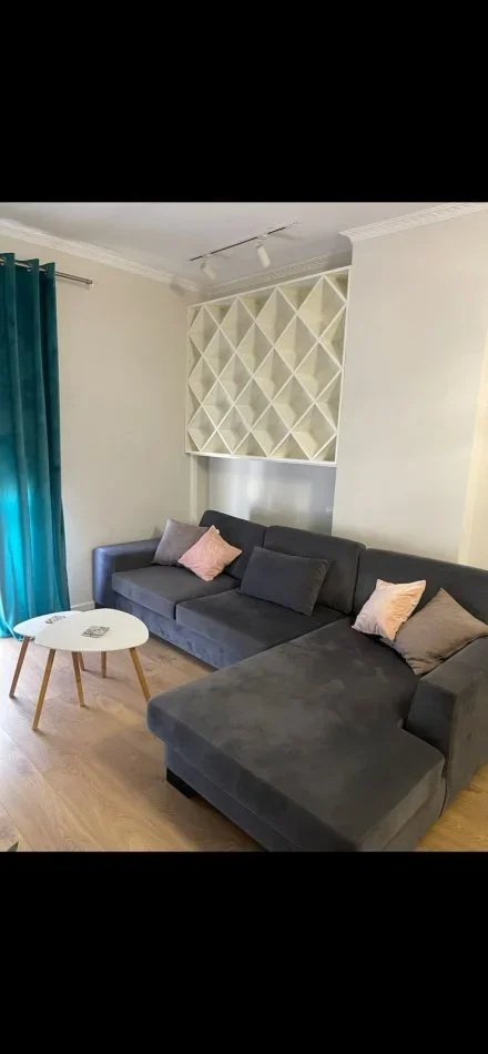 Tirane, shitet apartament 2+1+Aneks+Ballkon Kati 6, 100 m² 133.000 € (astir)