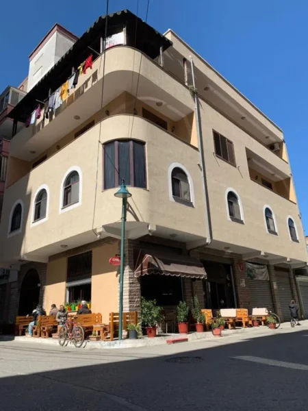 Durres, shitet Vile 3 Katshe , 140 m² 750.000 € (Ish rajoni)