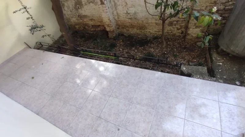Tirane, jepet me qera Vile 3 Katshe Kati 1, 300 m² 1.500 € (Xhamllik, Rruga Arkitekt Sinani)