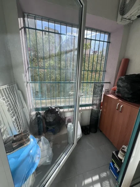 Tirane, shitet apartament 1+1+Ballkon Kati 1, 41 m² 58.000 € (Ali Demi)
