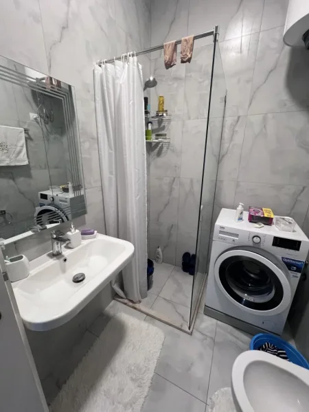 Tirane, shitet apartament 1+1+Ballkon Kati 1, 41 m² 58.000 € (Ali Demi)