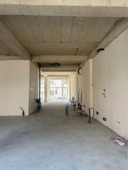 Durres, shitet ambjent biznesi Kati 0, 188 m² 233.000 € (Aleksander Goga)