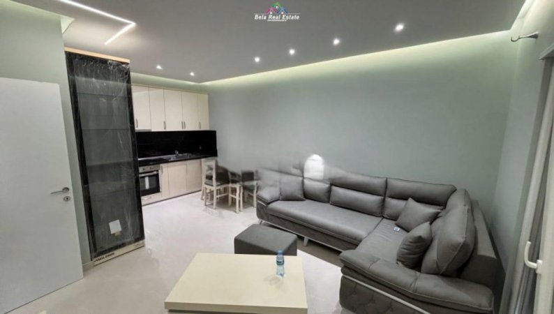 Tirane, jepet me qera apartament 1+1+Ballkon Kati 4, 65 m² 500 € (rrua bardhyl)