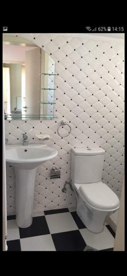 Tirane, jepet me qera Vile 3+1 Kati 2, 180 m² 500 € (sauk)