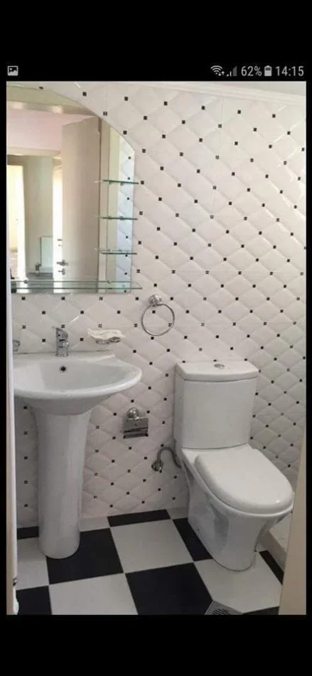 Tirane, jepet me qera Vile 3+1 Kati 2, 180 m² 500 € (sauk)