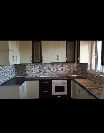 Tirane, jepet me qera Vile 3+1 Kati 2, 180 m² 500 € (sauk)