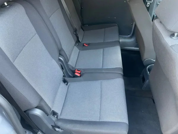 Tirane, shitet VOLKSWAGEN CADDY MAX PLUS Nafte, gri e erret manuale Klima