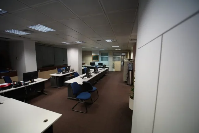 Tirane, jepet me qera ambjent biznesi Kati 0, 290 m² 9.300 € (rruga e kavajes)