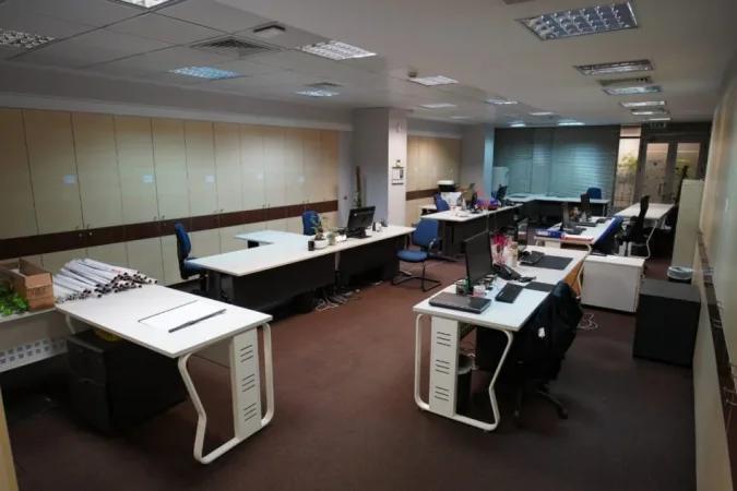 Tirane, jepet me qera ambjent biznesi Kati 0, 290 m² 9.300 € (rruga e kavajes)