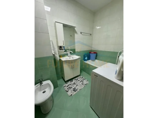 Tirane, shitet apartament 3+1+Aneks+Ballkon Kati 4, 118 m² 180.000 € (Jordan Misja)