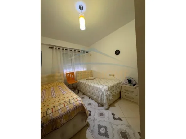 Tirane, shitet apartament 3+1+Aneks+Ballkon Kati 4, 118 m² 180.000 € (Jordan Misja)