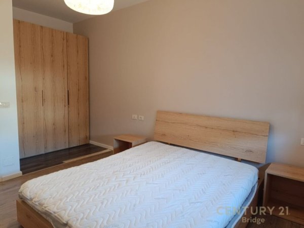 Tirane, jap me qera apartament 1+1 , 66 m² 500 € (Liqeni i Thatë)