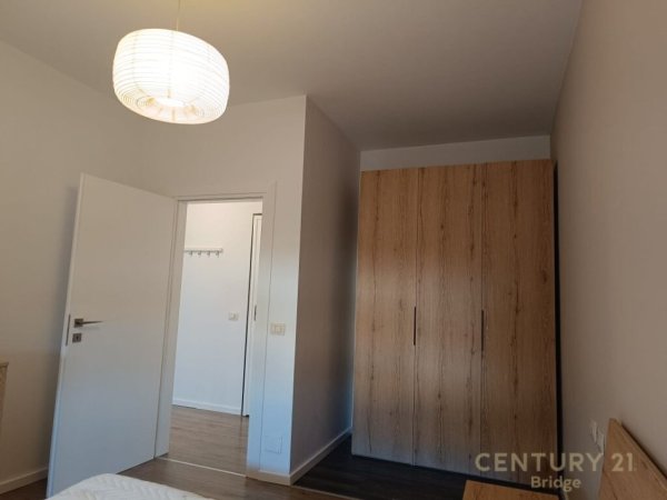 Tirane, jap me qera apartament 1+1 , 66 m² 500 € (Liqeni i Thatë)