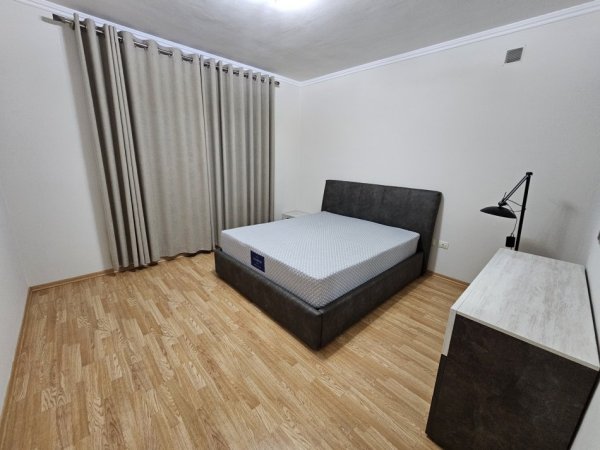 Tirane, jepet me qera Vile 3 Katshe , (TEG)