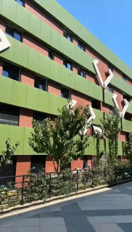 Tirane, shitet apartament 1+1 Kati 4, 65 m² 104.000 € (Kodra e Diellit 2)