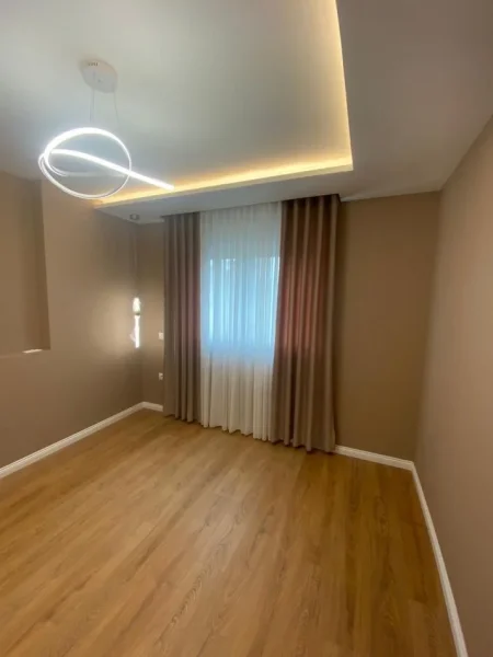 Tirane, shitet apartament 2+1+Ballkon Kati 7, 165 m² 98.000 € (Don Bosko)