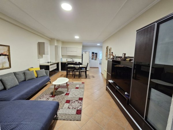 Tirane, shitet apartament 2+1+Ballkon Kati 8, 100 m² 150.000 € (ASTIR)