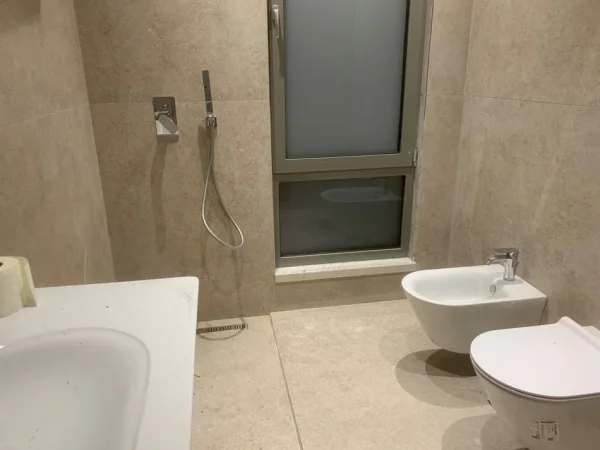 QERA AMBIENT PER ZYRA,RRUGA KAVAJES