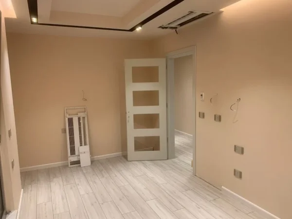 QERA AMBIENT PER ZYRA,RRUGA KAVAJES