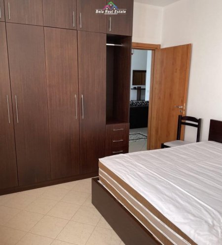 Tirane, jepet me qera apartament 2+1+Ballkon Kati 3, 85 m² 550 € (ali demi)