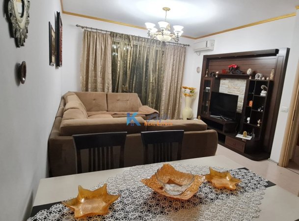 Tirane, jap me qera apartament 1+1+Ballkon Kati 3, 60 m² (Don Bosko)