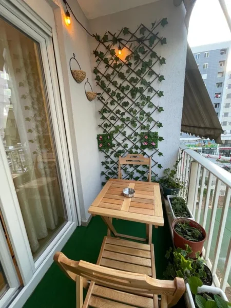 SOLD/Tirane, jap me qera apartament 1+1+Ballkon Kati 5, 65 m²  600 mi lek/Muaj (Kompleksi Magnet ,21 Dhjetori ,Rruga Ndre Mjeda,Tirane)