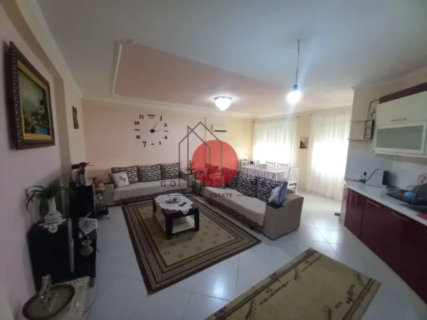 Tirane, shitet apartament 2+1 Kati 5, 120 m² 127.002 € (Rruga Thesarit)