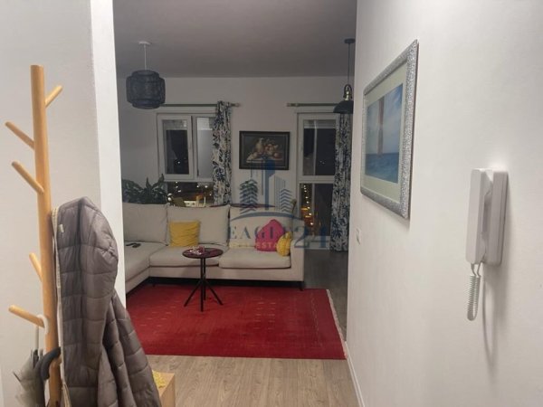 JEPET ME QERA APARTAMENT 2+1 TEK UNIVERS CITY