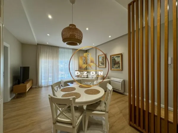 Apartament 2+1+2 për Qira Pranë Joenës ,21 Dhjetori!