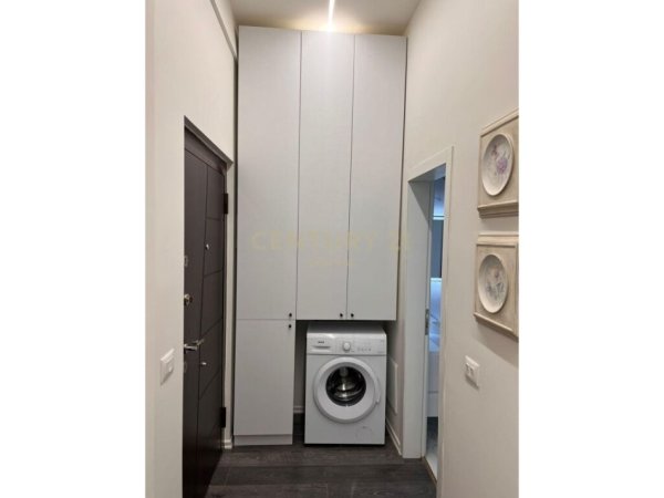 Tirane, jap me qera apartament 1+1 , 68 m² 480 € (Liqeni i Thatë)