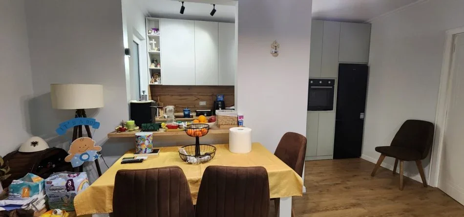 Tirane, shitet apartament 2+1 Kati 2, 96 m² 140.000 € (Kryqezimi i Tufines)