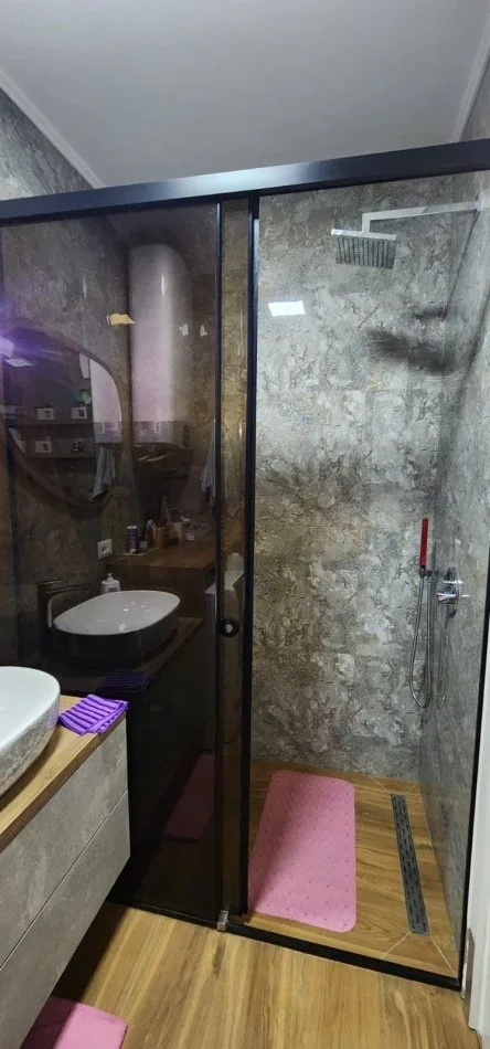 Tirane, shitet apartament 2+1 Kati 2, 96 m² 140.000 € (Kryqezimi i Tufines)