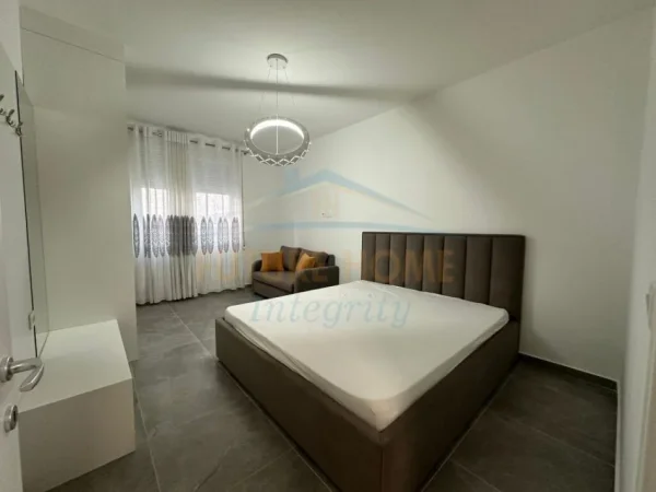 Shqiperi, shitet apartament 1+1 Kati 4, 79 m² 97.500 € (VORE)